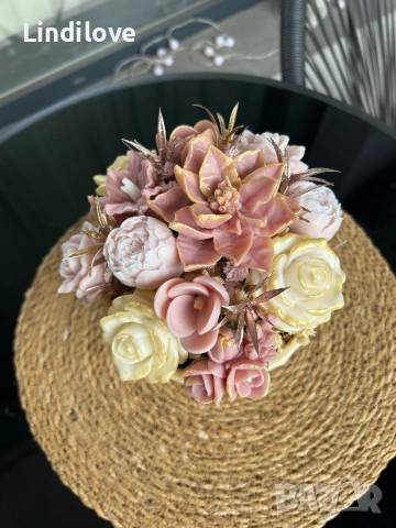 Цветя от соев восък 