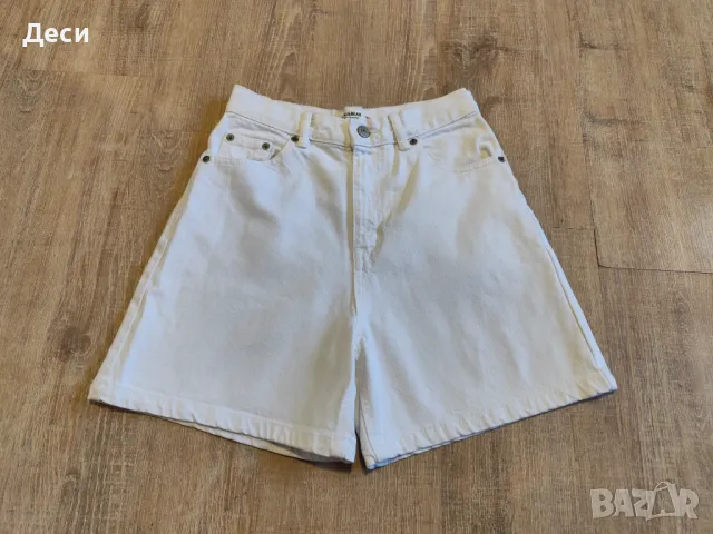 бели дънкови панталонки на Pull&Bear