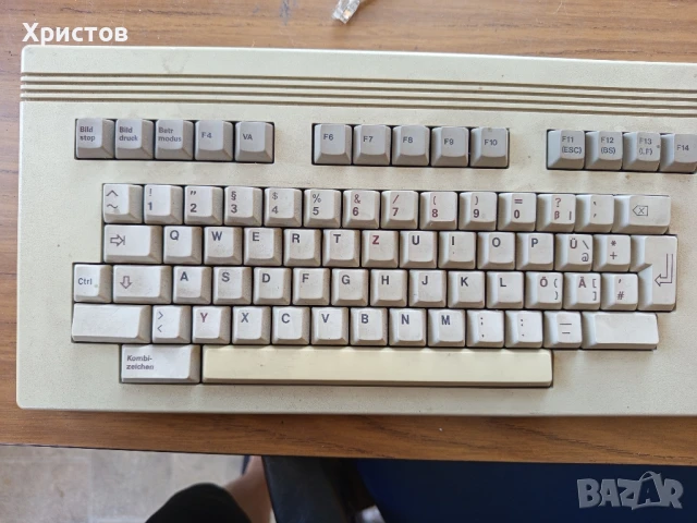 ретро клавиатура , снимка 3 - Клавиатури и мишки - 51117894