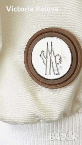 Леко преходно яке бомбър MONCLER оригинал, снимка 5 - Якета - 50084719