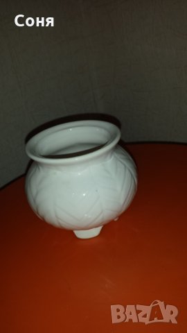 КАШПИ ЗА ЦВЕТЯ И СУКУЛЕНТИ