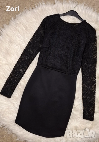 Черна рокля по тялото с отворен гръб