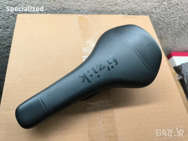 седалка FIZIK , снимка 1