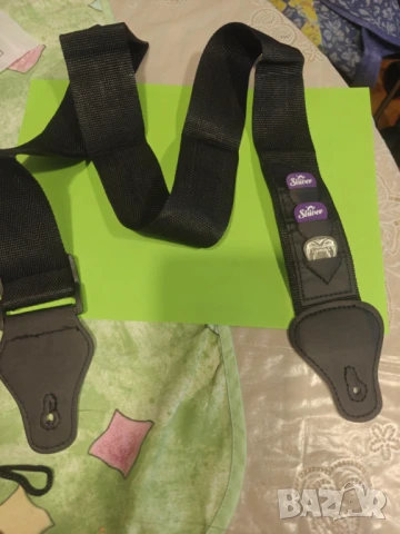 Колан за китара за деца с място за 3 перца