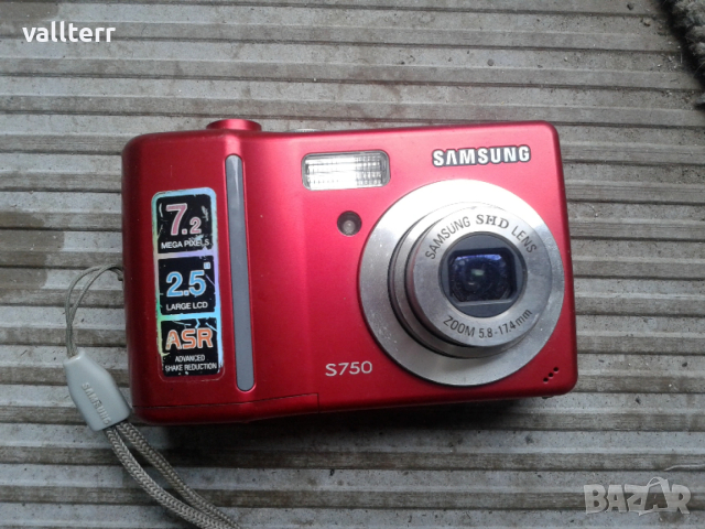 фотоапарати,обектив хелиос,поялник,гергив и табла,календар часовник, снимка 8 - Други стоки за дома - 53305837