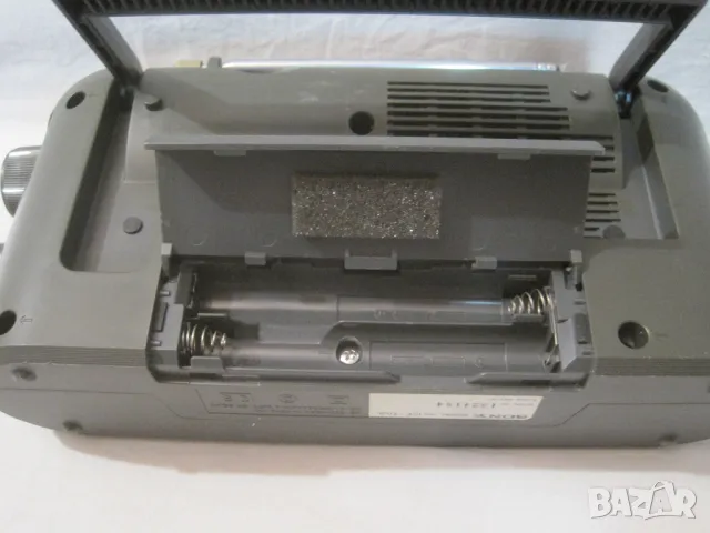 SONY ICF-703L-радиоапарат, снимка 3 - Аудиосистеми - 48089764