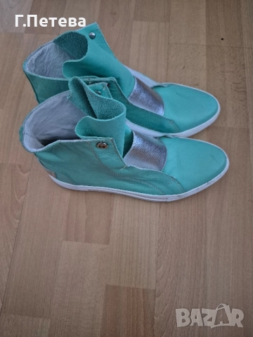 Дамски обувки , снимка 2 - Дамски ежедневни обувки - 52177156