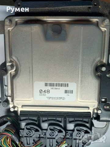 ECU ENGINE CONTROLLER VOLVO BOSCH , снимка 1 - Части - 44415725