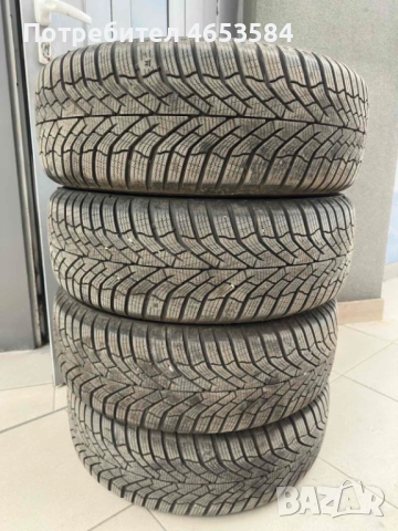 Зимни гуми KUMHO WINTERCRAFT WP52+ 215/60 R16 99H XL