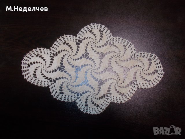 Салфетки на една кука екрю, снимка 2 - Декорация за дома - 39337663