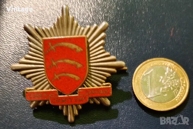 Пожарникарска стара кокарда от Есекс за колекция