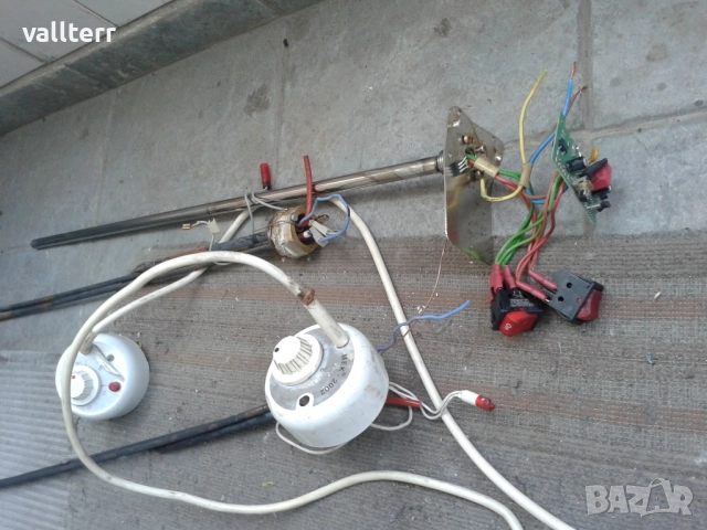  слушалки сони,свещници голями,уредба,мотор шевна машина,дръжки брави и др,, снимка 8 - Други стоки за дома - 51987053