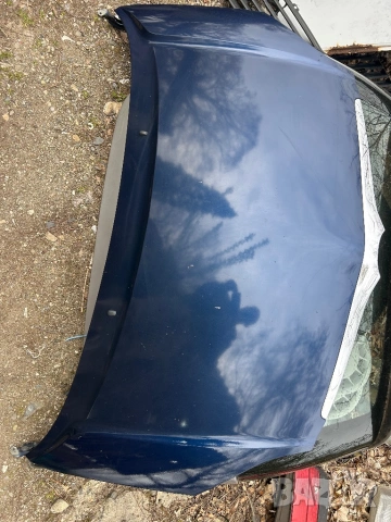 преден капак Toyota Corolla Verso 2000-2004