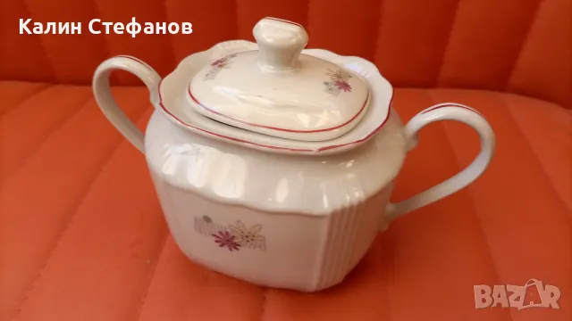 Българска порцеланова захарничка с капаче, снимка 1