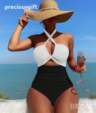 Дамски цял бански в черно и бяло