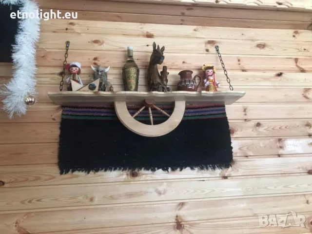 Дървени стенни рафтчета-етажерки с ръчно изработени колела!, снимка 2 - Етажерки - 56049579