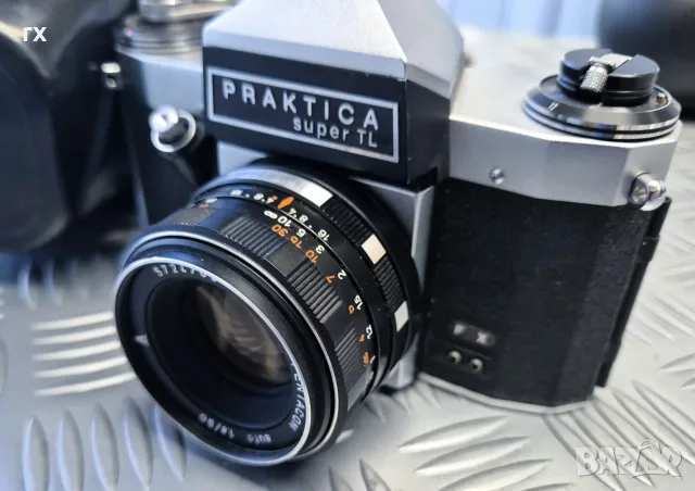 Praktica super TL с обектив Pentacon 50mm f1.8 - m42, снимка 2 - Фотоапарати - 55877712