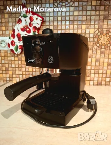 Еспресо Кафемашина DeLonghi 