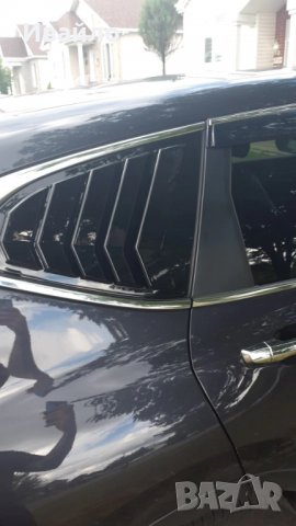 HONDA CR-V Триъгълни капаци на задния прозорец, снимка 2 - Автомобили и джипове - 39488292