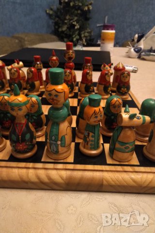 Рядък дървен шах матрьошки РЪЧНА ИЗРАБОТКА, снимка 6 - Шах и табла - 31641822