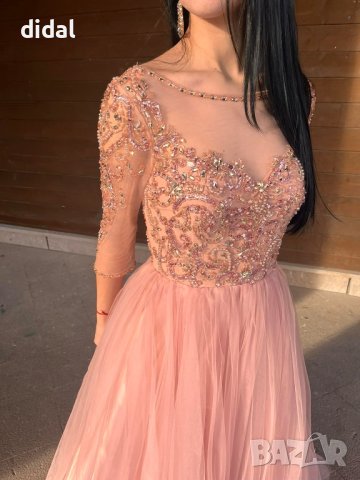 Нова! Бална рокля с изумителна горна част и богата пола от луксозен тюл , снимка 2 - Рокли - 44176374