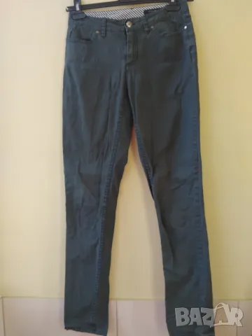 Tommy Hilfiger 100% оригинален дамски панталон, снимка 4 - Панталони - 49147540