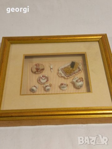 две немски пана за стена Reutter с порцеланови миниатюри , снимка 7 - Декорация за дома - 42633100