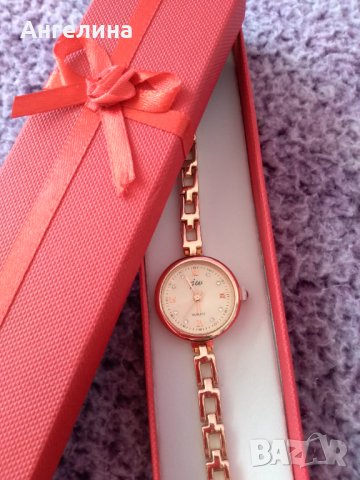 Дамски часовник в подаръчна кутия, снимка 3 - Дамски - 32024696