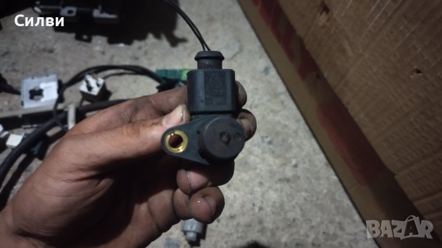 Панел от чейнджър копчета датчици машинки от Ауди А6 Ц6 4Ф за Audi A6 4F C6 копче аварийни пепелник, снимка 14 - Части - 42437849
