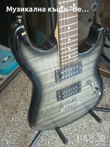 Електрическа китара, снимка 5 - Китари - 54111349
