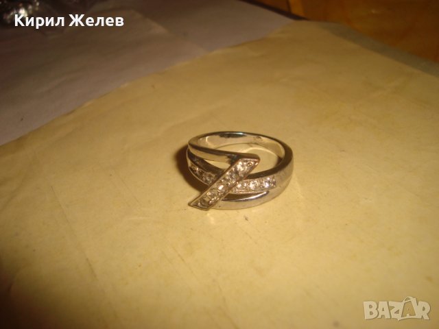 СТИЛЕН МОДЕН АРТ ПРЪСТЕН с БЯЛА ПОЗЛАТА и ЦИРКОНЧЕТА 8788, снимка 4 - Пръстени - 37463804