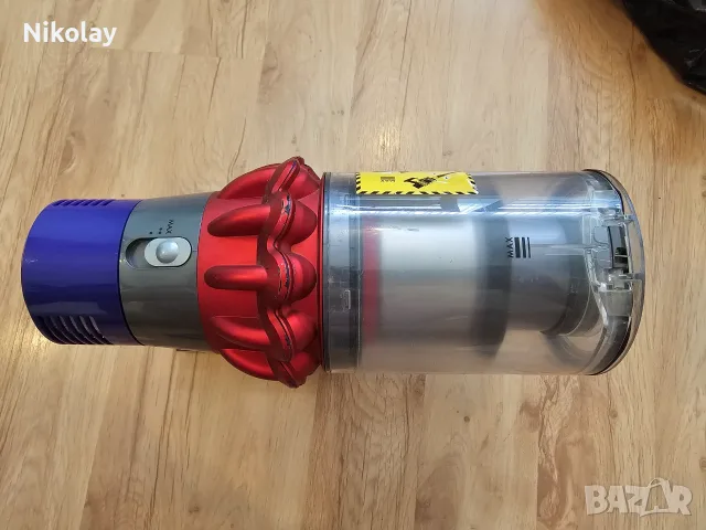 Прахосмукачка Dyson V10 / Нетествана, снимка 4 - Прахосмукачки - 56162886