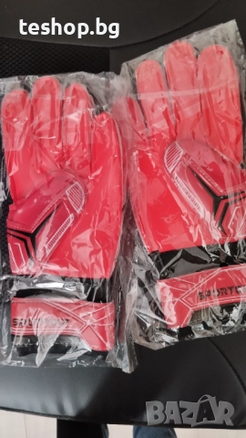 Вратарски ръкавици SPORTOUT дишащи 4 мм латекс ЧЕРВЕНИ, снимка 2 - Футбол - 52199321