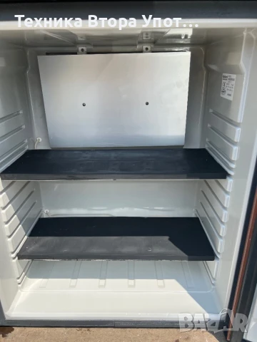 Хладилник / мини бар, снимка 4 - Хладилници - 50572666