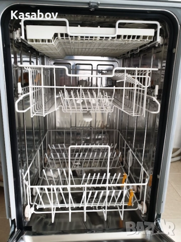 45см - Черно Miele Съдомиялна - 9 Комплекта - Частично Вграждане Тясна, снимка 9 - Съдомиялни - 52675947