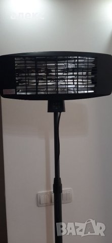 Нагревателна лампа със стойка + дистанционно Brandson, снимка 3 - Отоплителни печки - 38577319