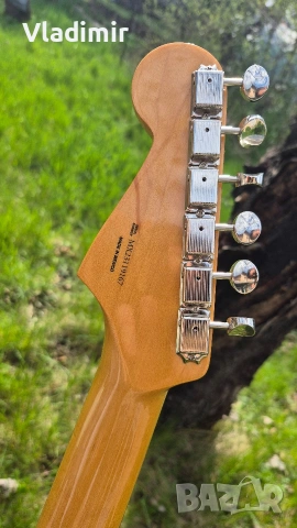 Fender Vintera Il 60s Stratocaster RW 3-Color Sunburst Електрическа Китара, снимка 6 - Китари - 54158328