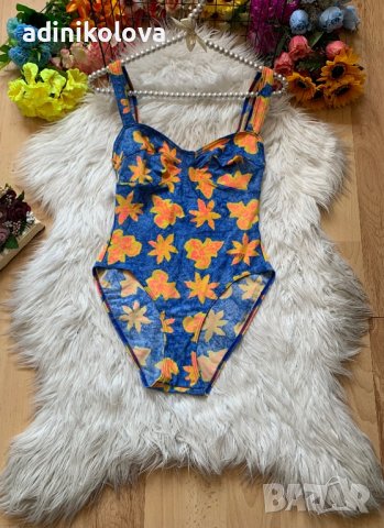 Нов цветен бански, снимка 1