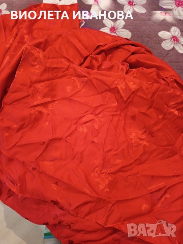 червен плат., снимка 2 - Рокли - 52906974