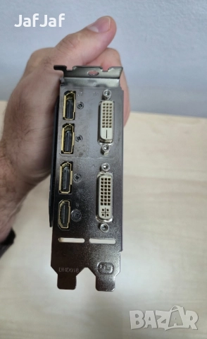 Видео карта GIGABYTE GeForce GTX 960 4GB Windforce, снимка 4 - Видеокарти - 52079199