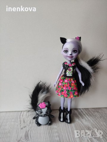 Кукла скункс и любимец Енчантималс Enchantimals 12лв., снимка 2 - Кукли - 37446349