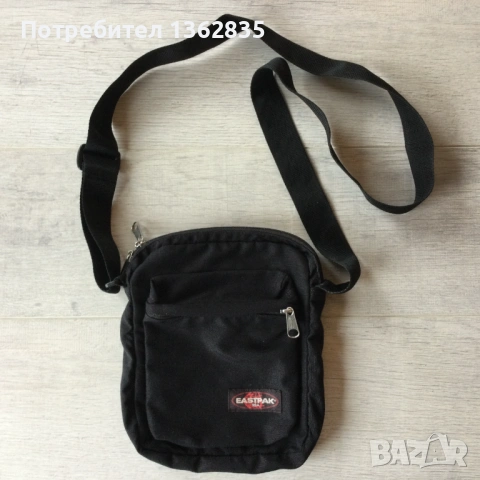 оригинална мъжка черна маркова чанта за през рамо EASTPAK от САЩ