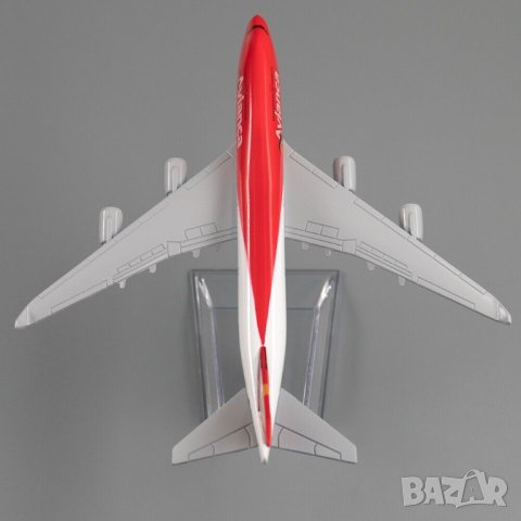 Боинг 747 самолет модел макет Avianca метален B747 пътници полет лайнер презокеански, снимка 3 - Колекции - 42897652