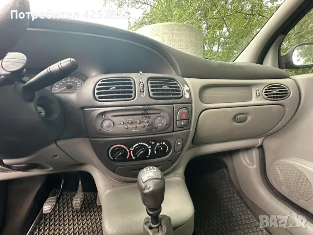 Рено Меган Сценик , снимка 4 - Автомобили и джипове - 56085658