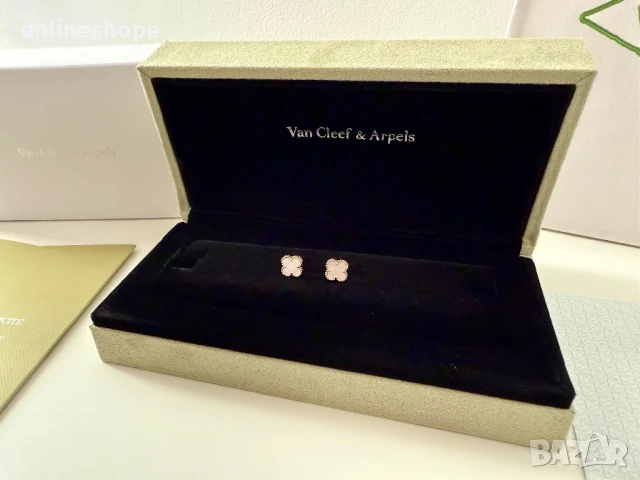 Van Cleef & Arpels Обеци с 18к Златно покритие - Цвят бял + Кутия, снимка 4 - Обеци - 51412288
