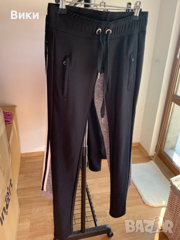 Спортен черен панталон