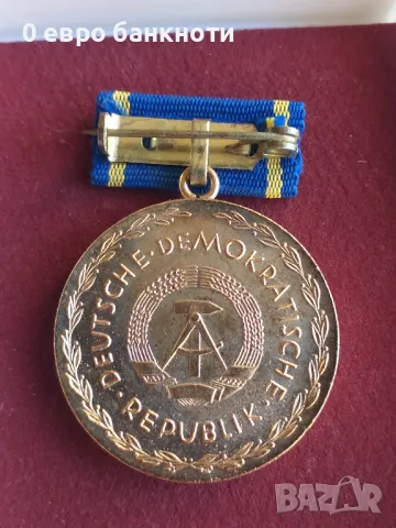 МЕДАЛ "ПЕСТАЛОЦИ" - ГДР, снимка 3 - Антикварни и старинни предмети - 49959213