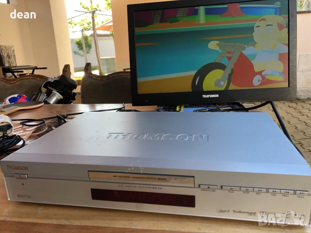 DVD Player Thomson, снимка 12 - Плейъри, домашно кино, прожектори - 52040565