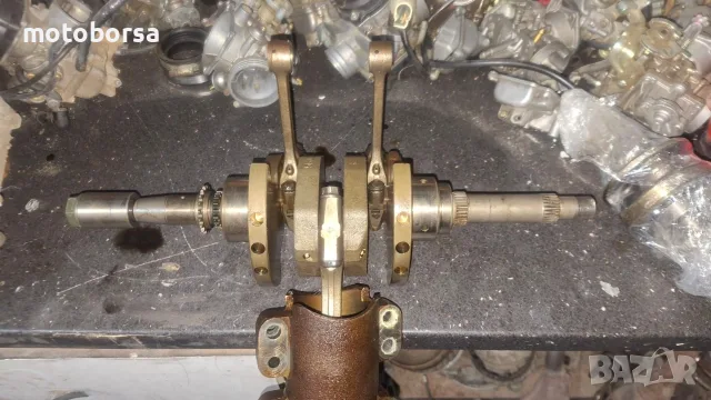 Колянов вал Yamaha T Max 
