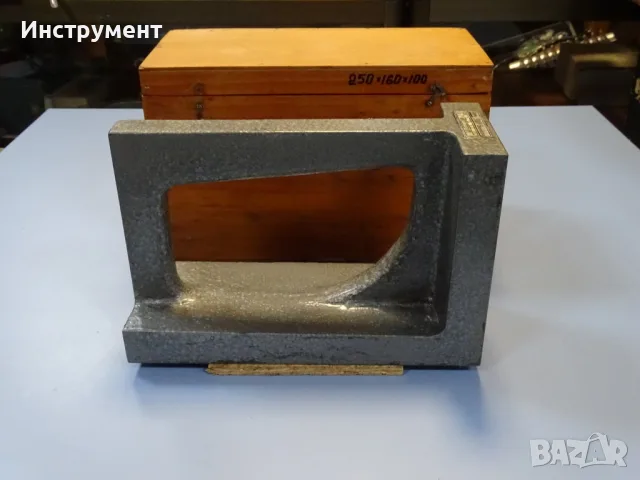 Машинен измервателен прав ъгъл ПЪ-250х100х160mm ЗИИУ-Благоевград 90°